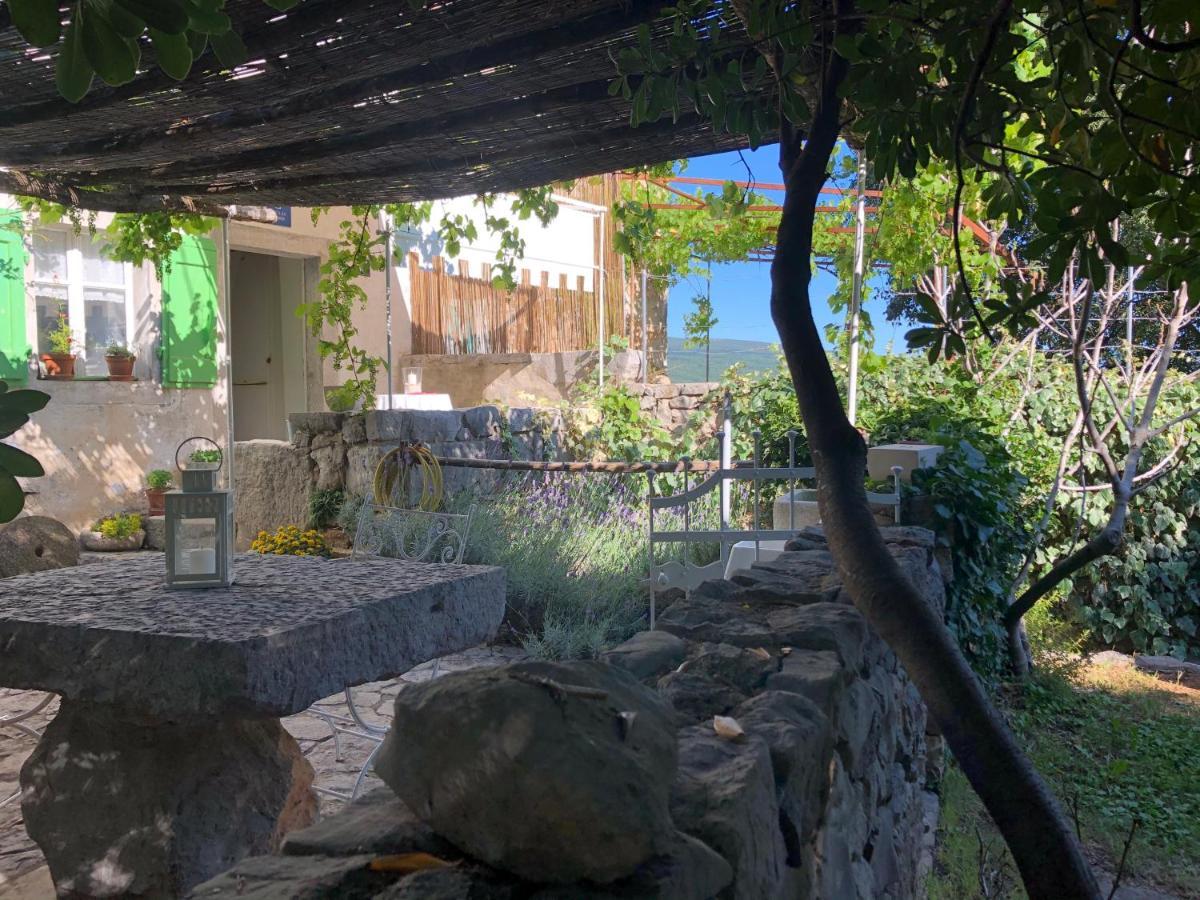 Maja Stone House Villa Kornic Luaran gambar